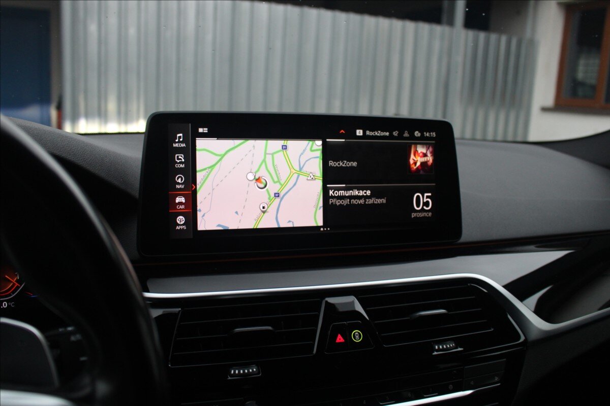 BMW Řada 5 Kombi 3,0 l 210 kw