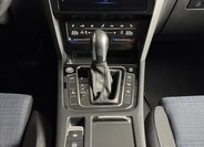 Volkswagen Passat 18