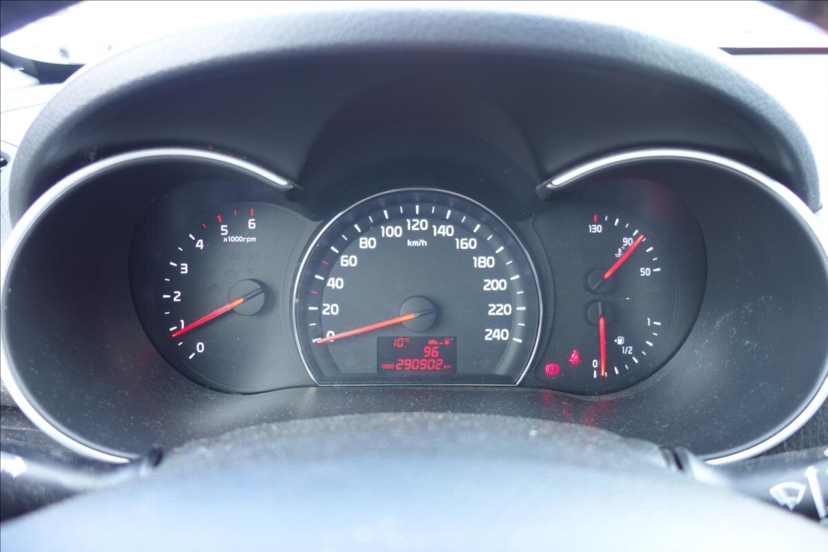 KIA Sorento SUV / Terénní 2,2 l 145 kw