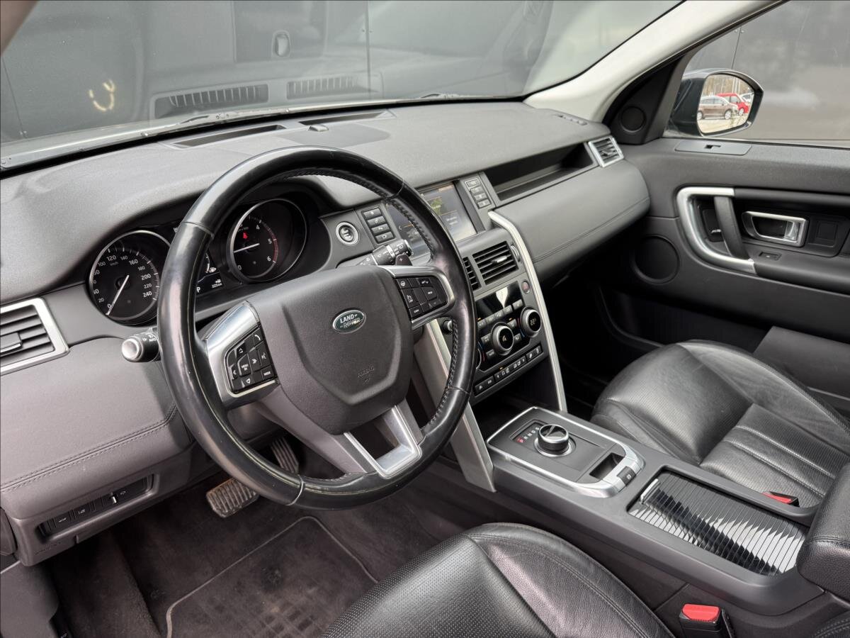 Land Rover Discovery Sport SUV 2,0 l 132 kw