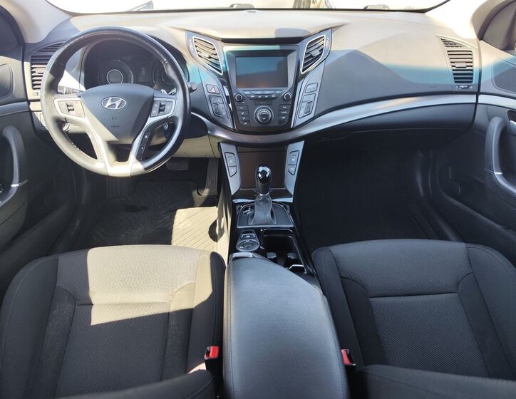 Hyundai i40 Kombi 1,6 l 100 kw