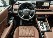 Mitsubishi Outlander 15