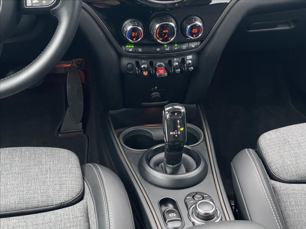 Mini Countryman SUV / Terénní 1,5 l 100 kw