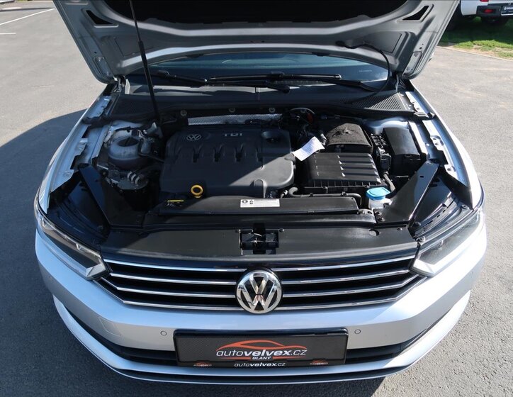 Volkswagen Passat Kombi 2,0 l 110 kw