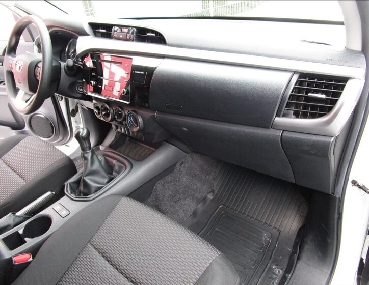 Toyota Hilux Ostatní 2,4 l 110 kw