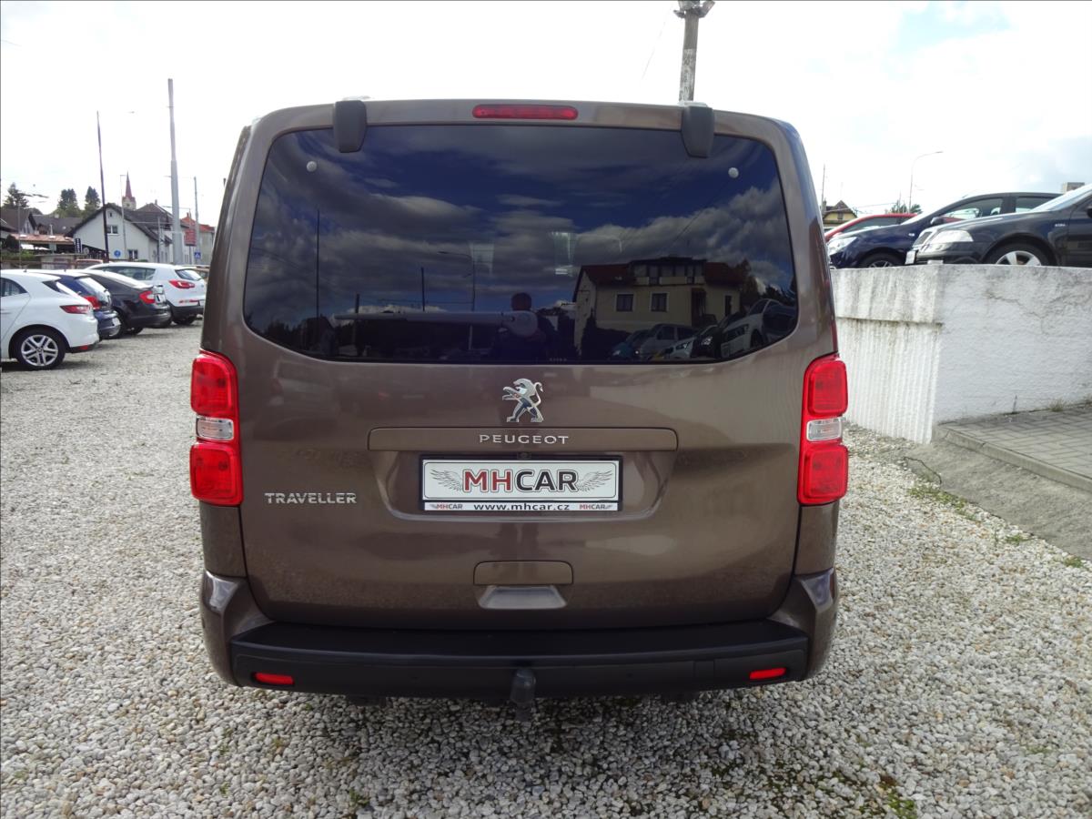 Peugeot Traveller