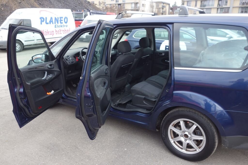 Ford Galaxy MPV 2,0 l 103 kw