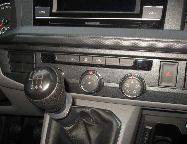 Volkswagen Transporter 26