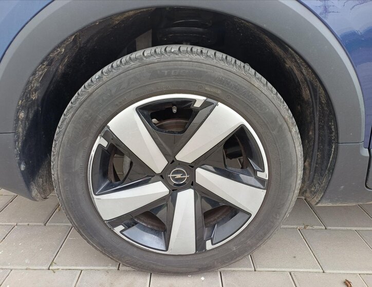 Opel Crossland Hatchback 1,2 l 61 kw