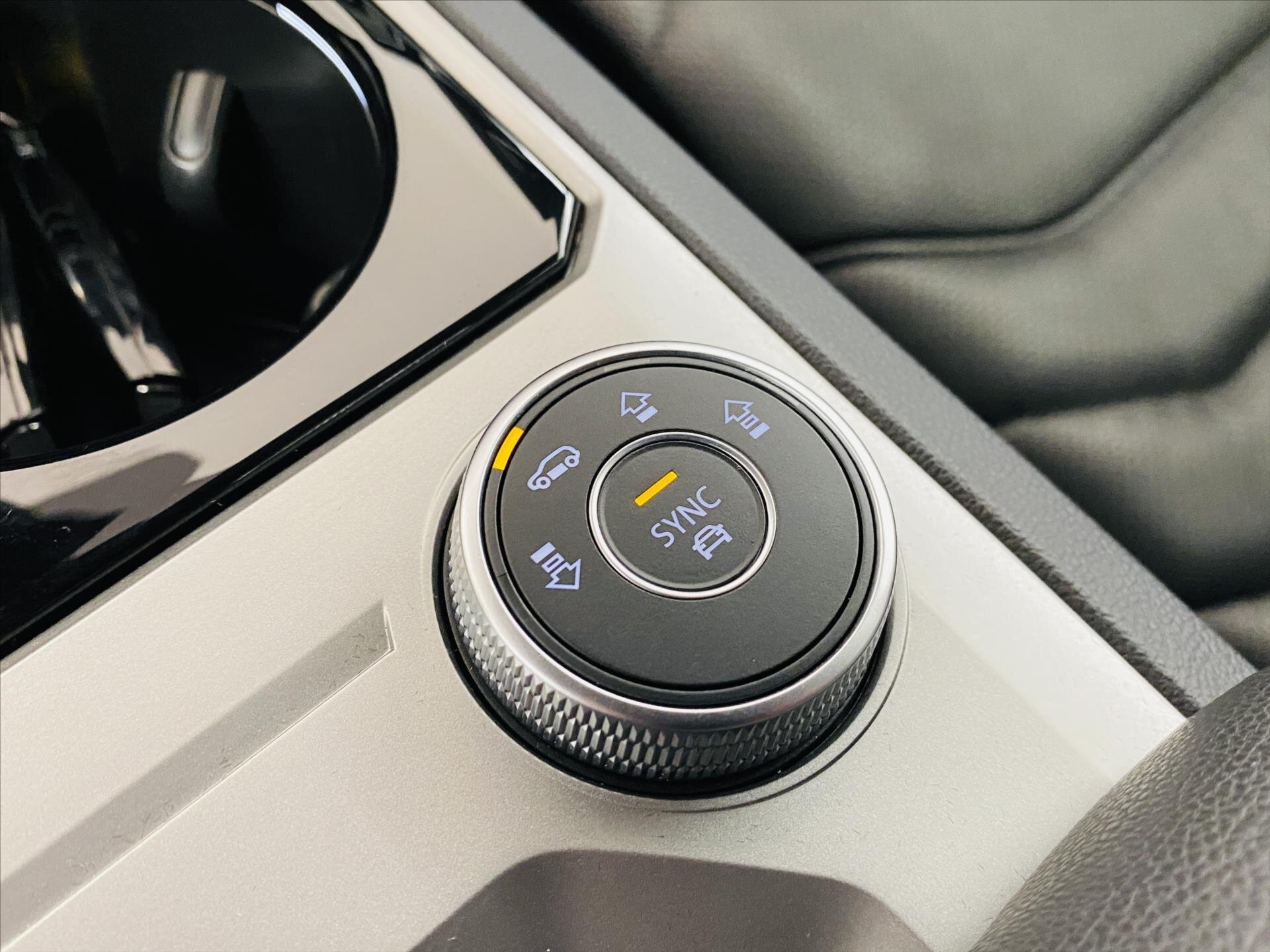 Volkswagen Touareg Kombi 3,0 l 210 kw