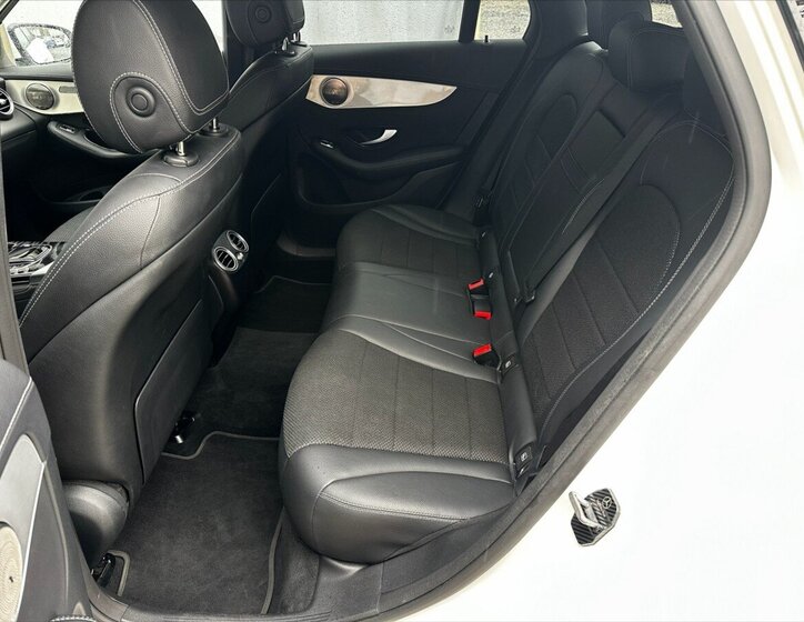 Mercedes-Benz GLC Kombi 2,0 l 143 kw