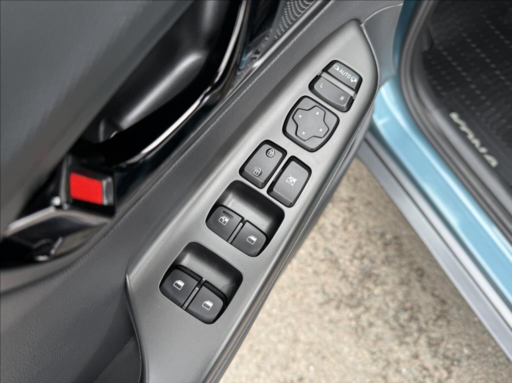 Hyundai Kona SUV / Terénní 1,6 l 130 kw