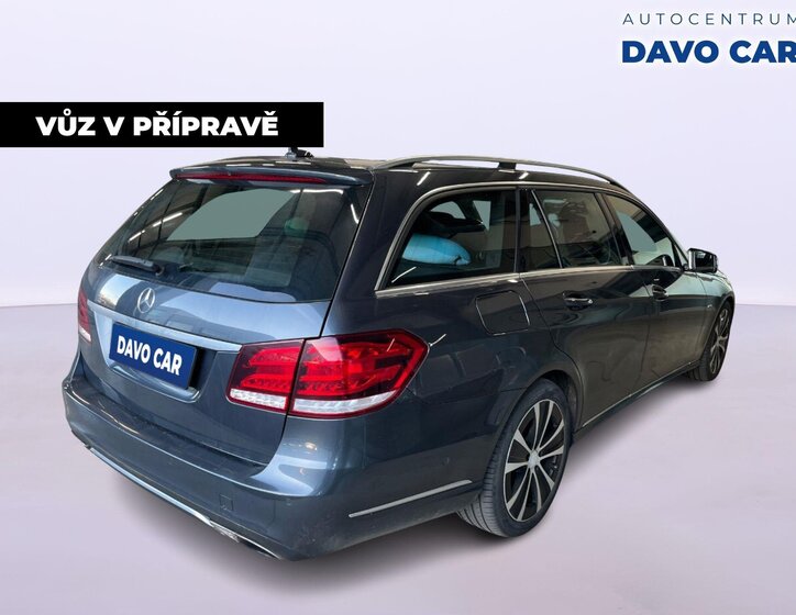 Mercedes-Benz Třídy E Kombi 2,1 l 100 kw