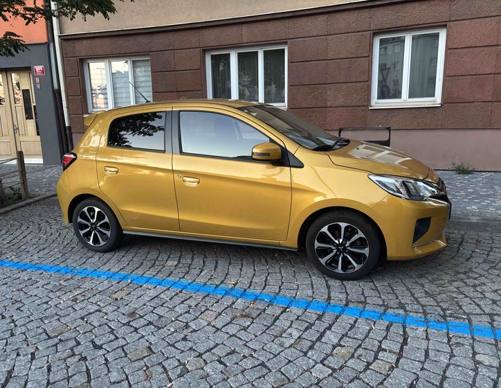 Mitsubishi Space Star 2