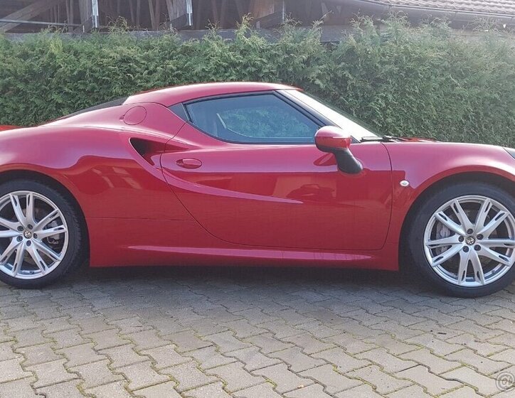 Alfa Romeo 4C Kupé 0,0 0