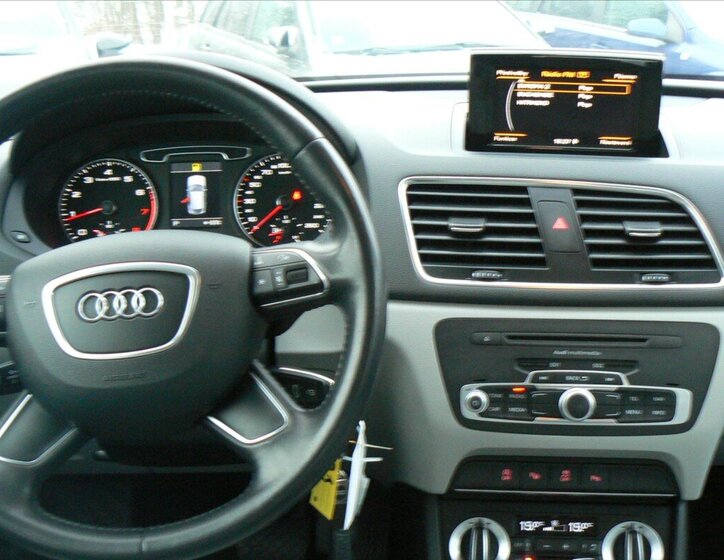 Audi Q3 13