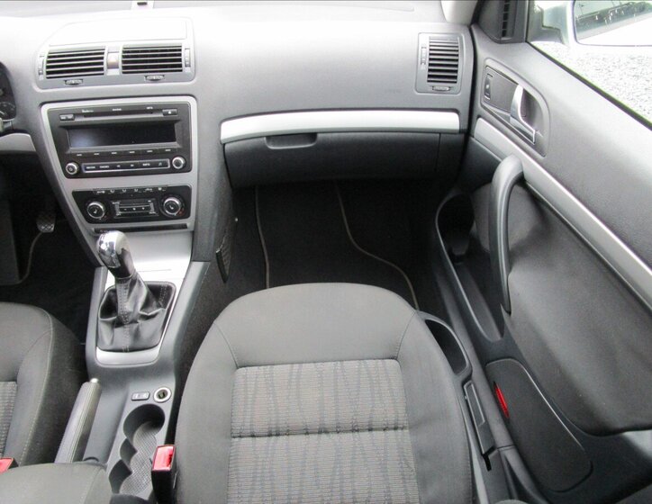 Škoda Octavia Liftback 1,6 l 77 kw