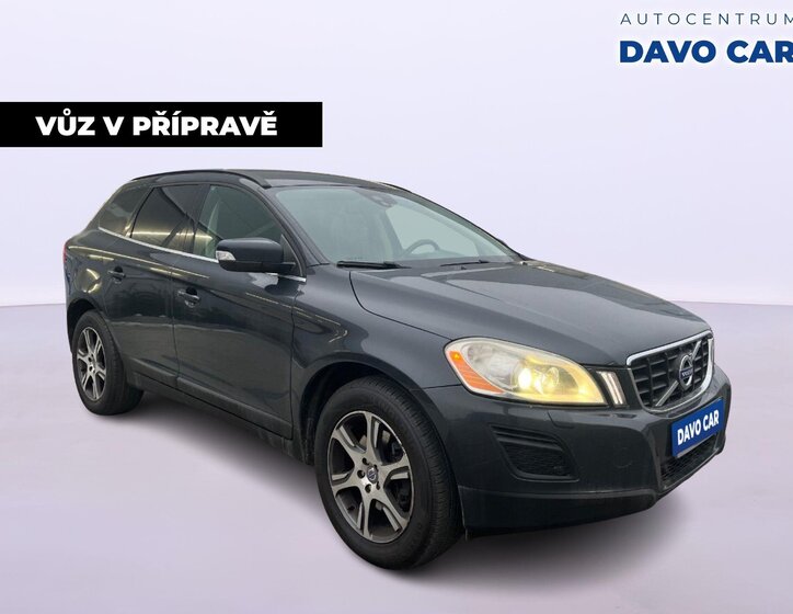 Volvo XC60 SUV 2,4 l 158 kw