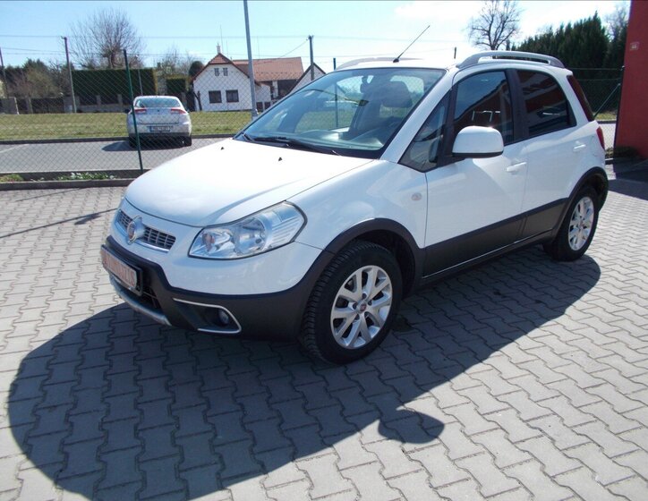 Fiat Sedici Hatchback 1,6 l 88 kw