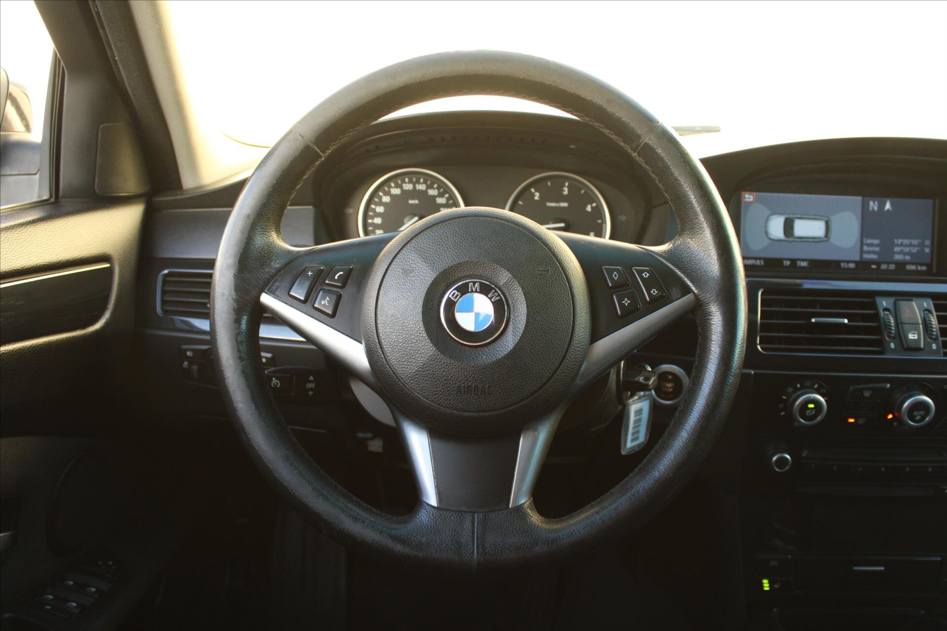 BMW Řada 5 Kombi 3,0 l 145 kw