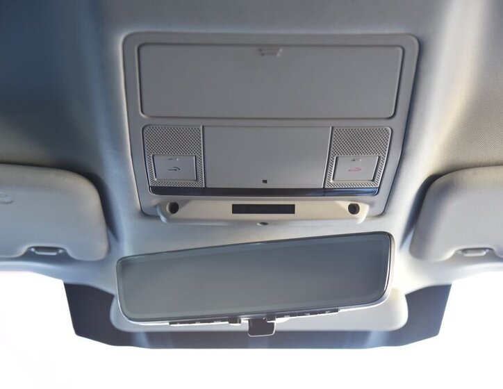 Land Rover Defender SUV 3,0 l 183 kw