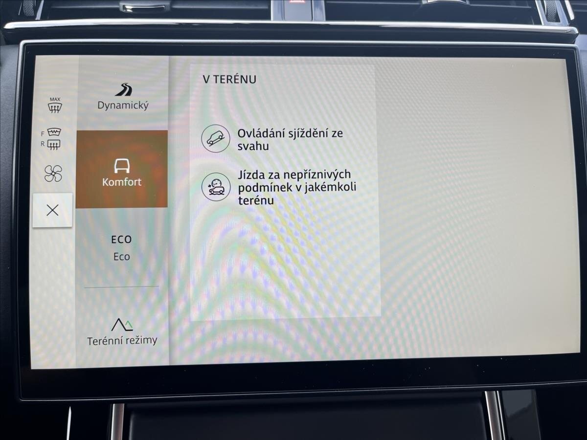 Land Rover Range Rover Velar SUV / Terénní 2,0 l 150 kw