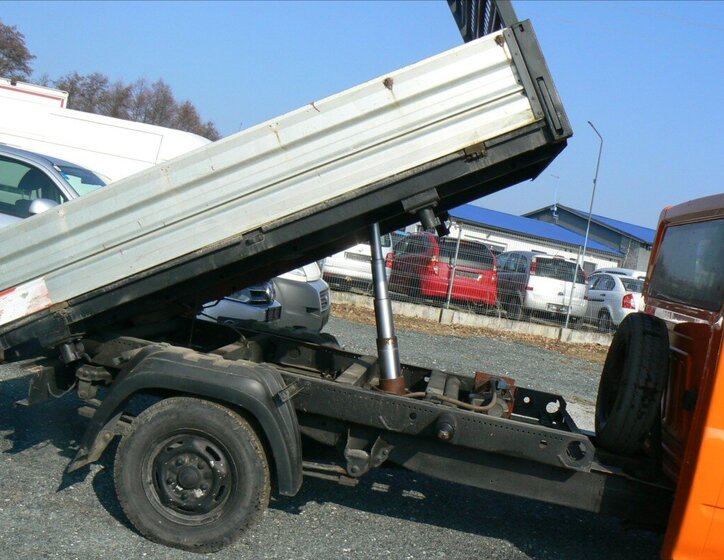 Ford Transit Sklápěč 2,4 l 85 kw