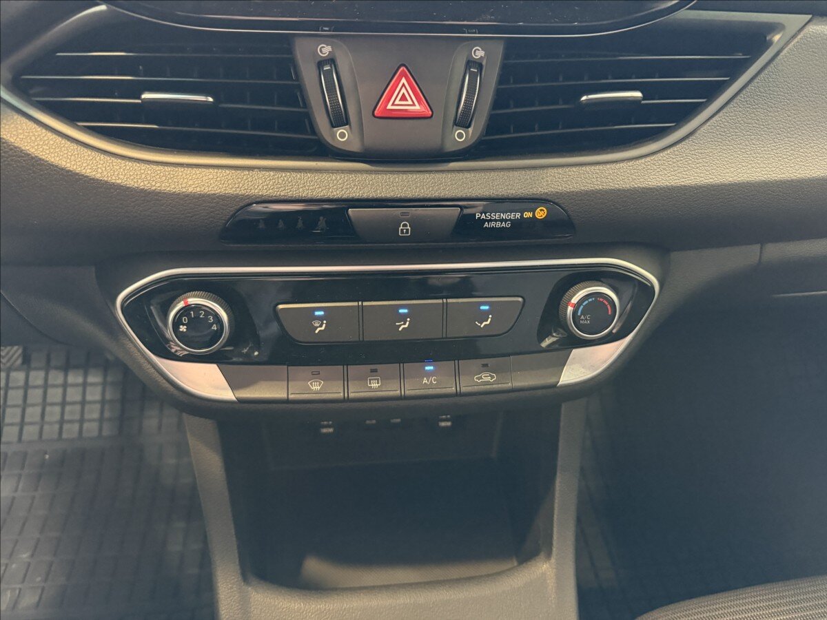 Hyundai i30 Hatchback 998,0 88 kw