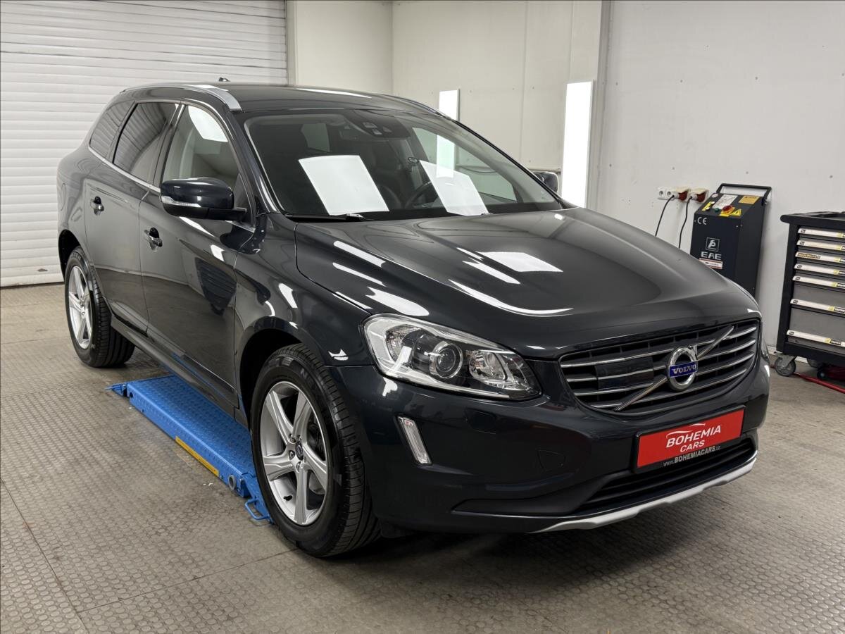 Volvo XC60 SUV / Terénní 2,0 l 110 kw