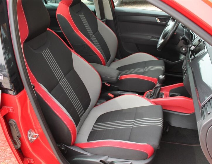 Škoda Fabia Hatchback 1,4 l 66 kw