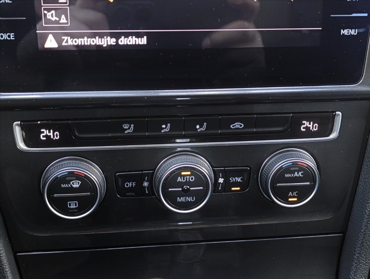 Volkswagen Golf Hatchback 1,5 l 96 kw