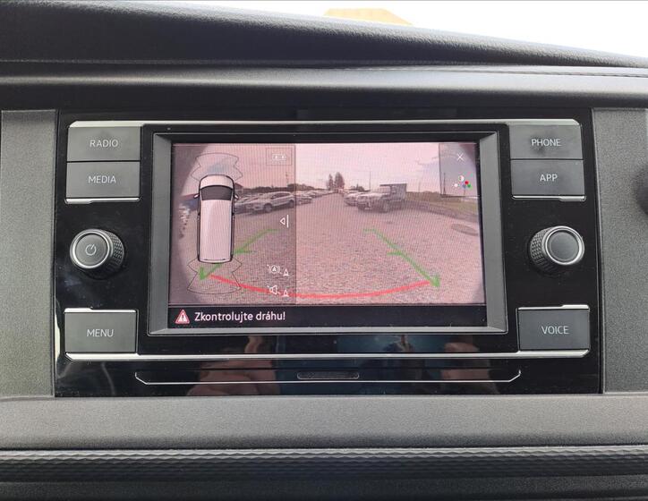 Volkswagen Caravelle 16