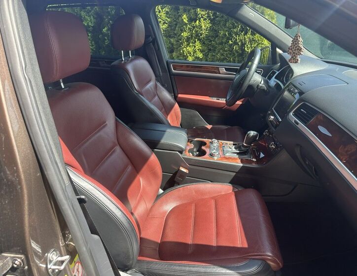 Volkswagen Touareg 32