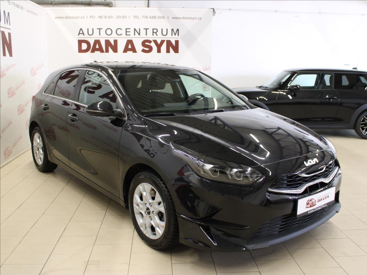 KIA Ceed Hatchback 1,5 l 117 kw