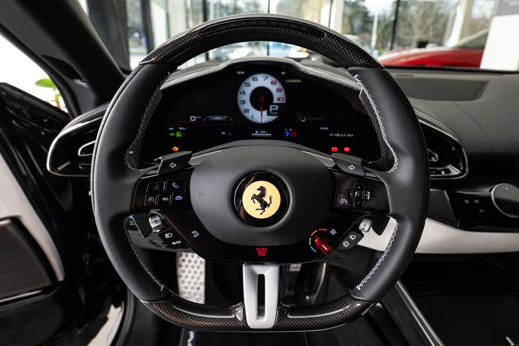 Ferrari Ostatní SUV 6,5 l 529 kw