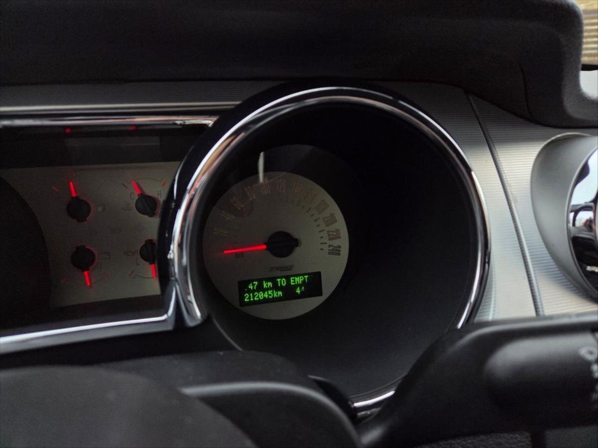 Ford Mustang Kupé 4,0 l 151 kw