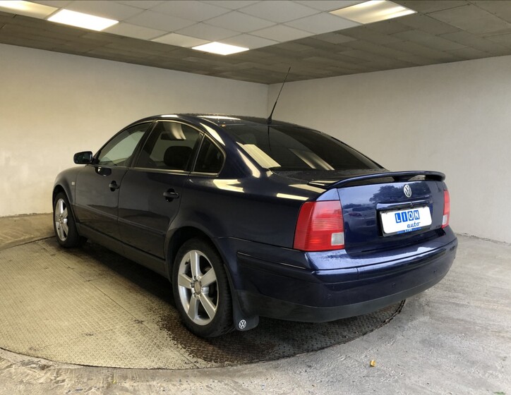 Volkswagen Passat 5
