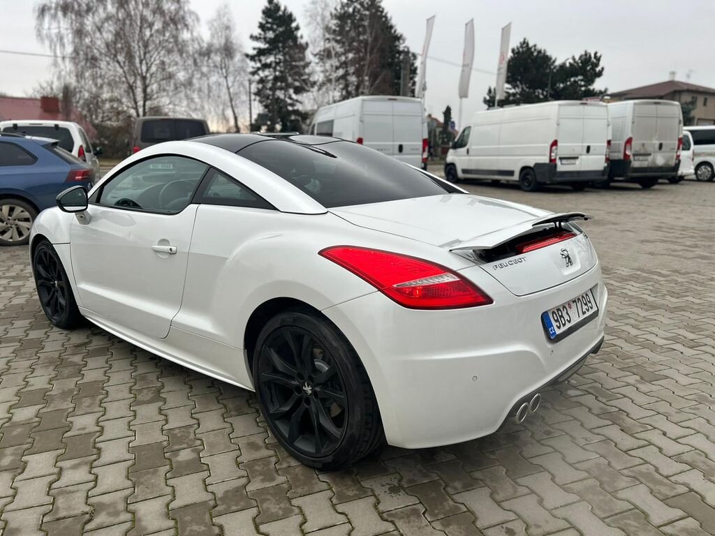 Peugeot RCZ