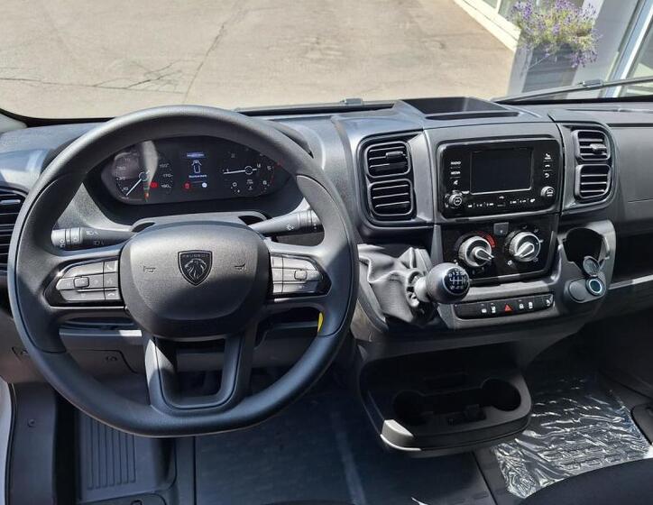 Peugeot Boxer 11