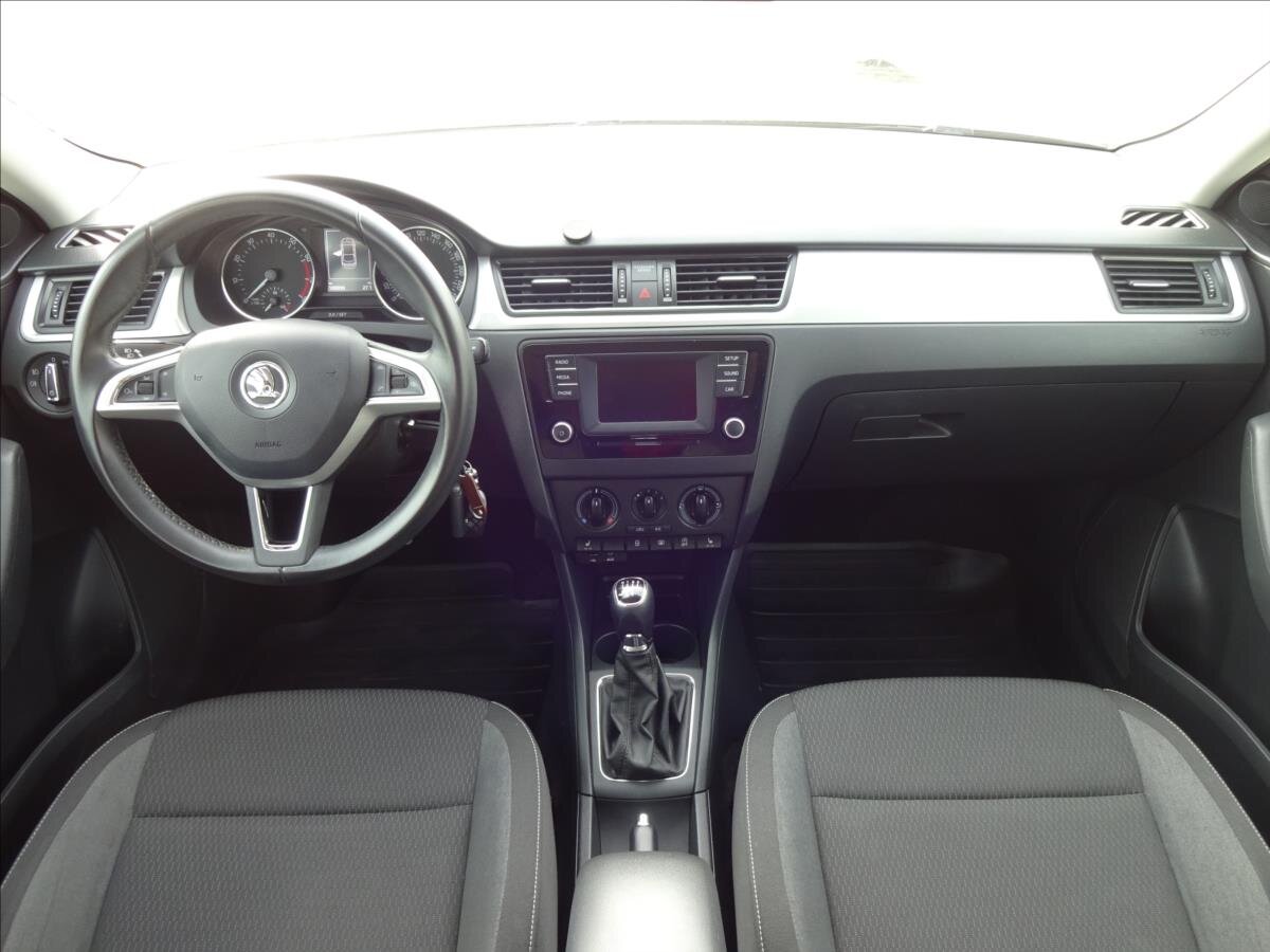 Škoda Rapid Sedan / Limuzína 1,2 l 66 kw