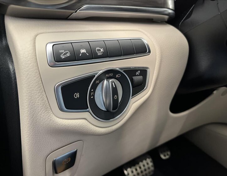 Mercedes-Benz Třídy V MPV 2,0 l 174 kw