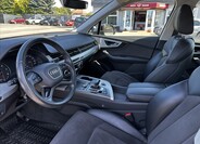 Audi Q7 11