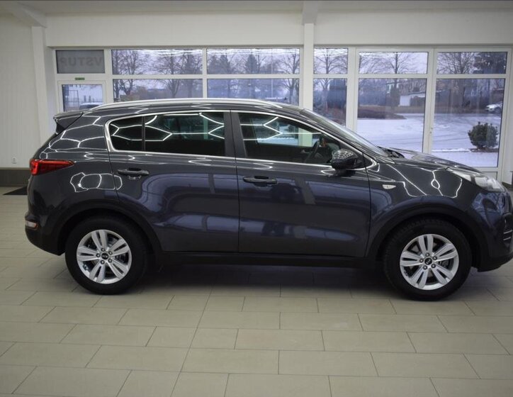 KIA Sportage SUV 1,7 l 104 kw