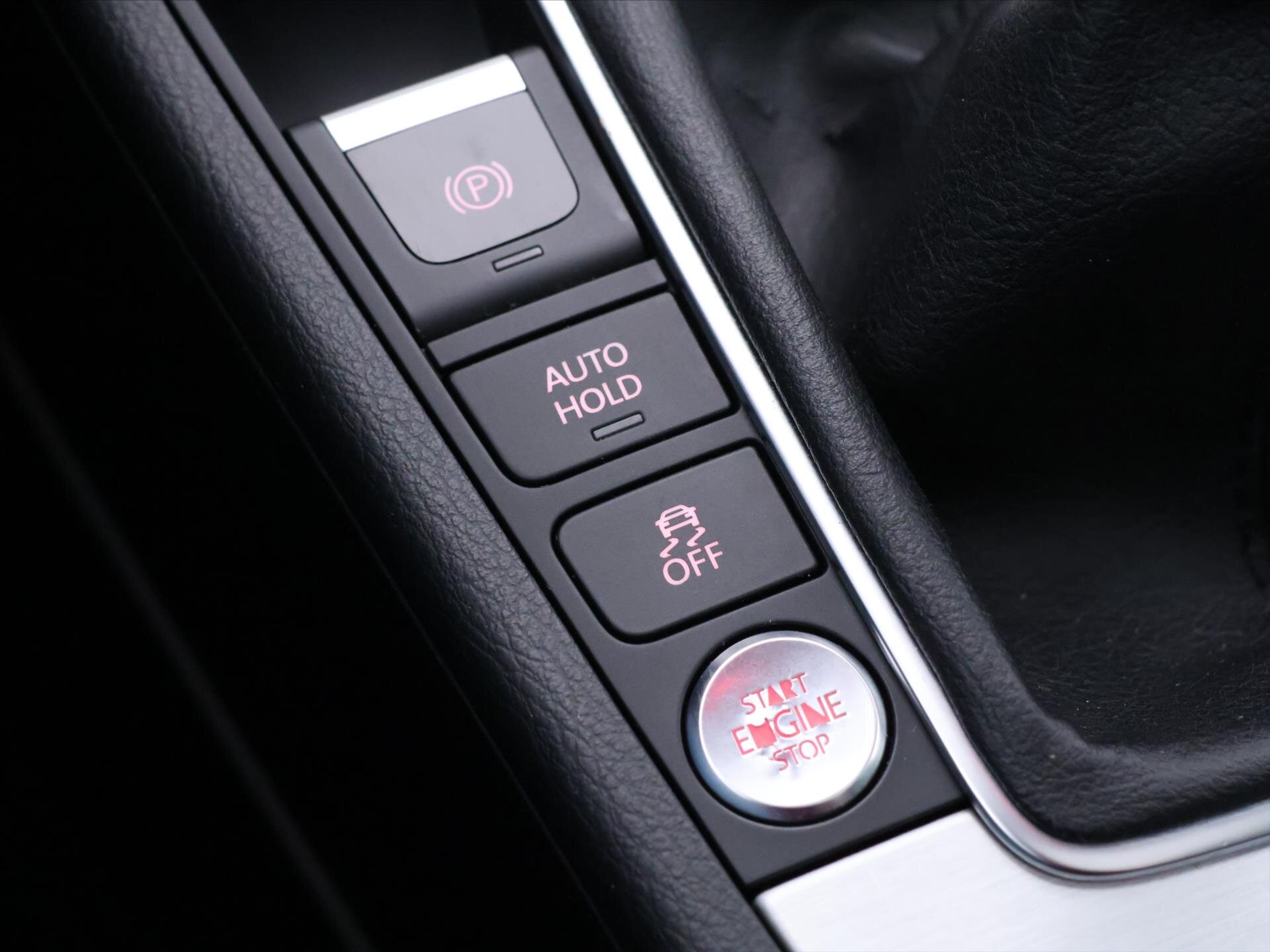 Volkswagen Passat Kombi 1,6 l 77 kw