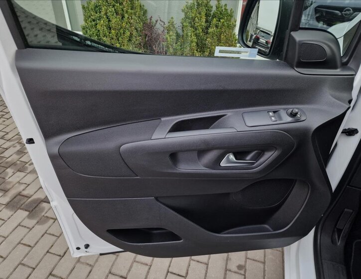 Opel Combo MPV 1,5 l 75 kw