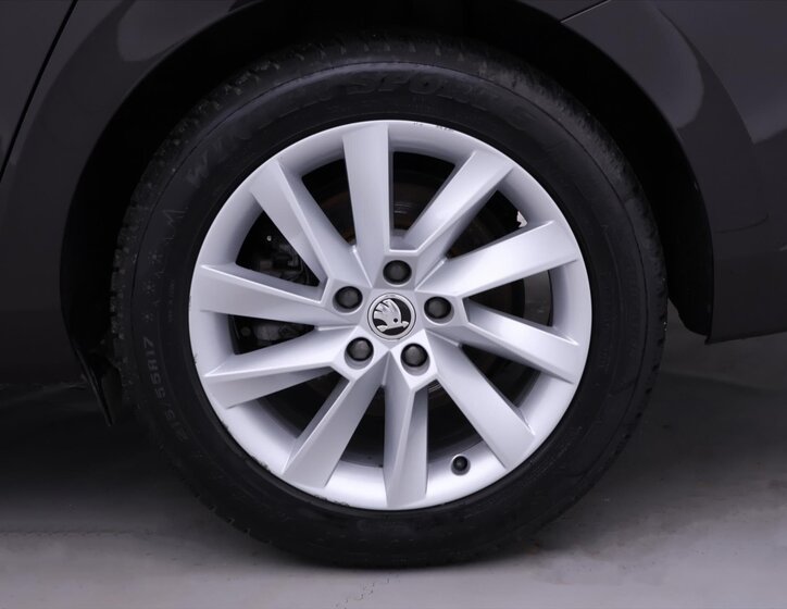 Škoda Superb Kombi 2,0 l 110 kw