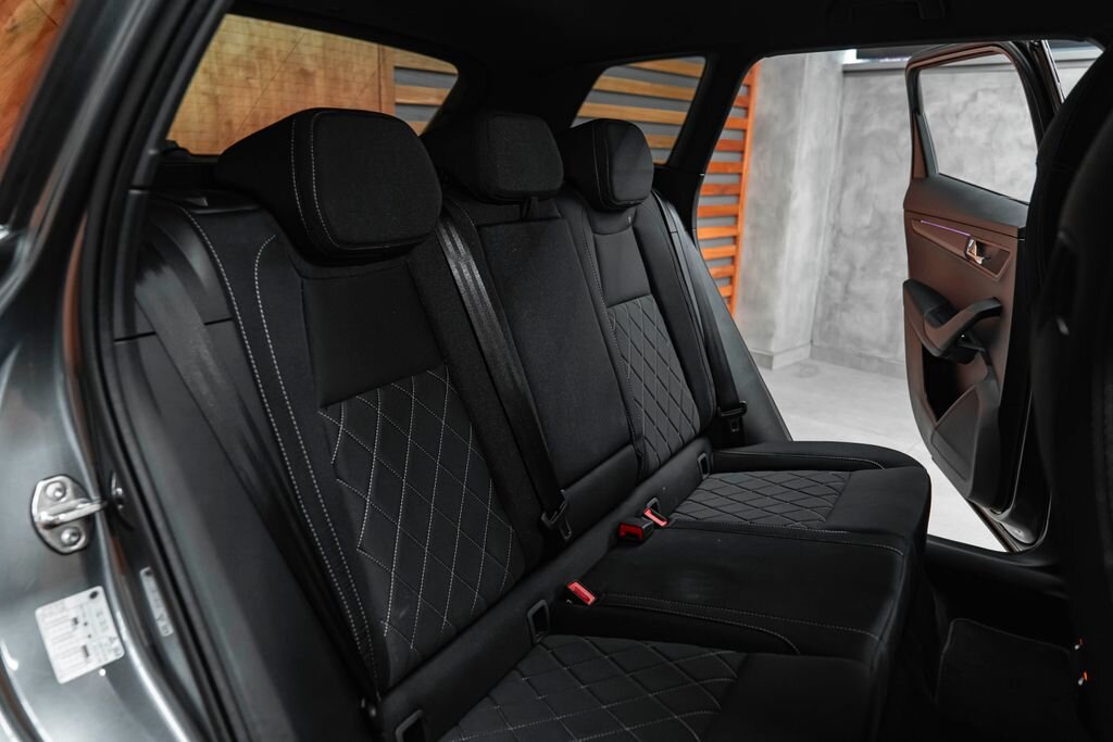 Škoda Karoq SUV / Terénní 1,5 l 110 kw