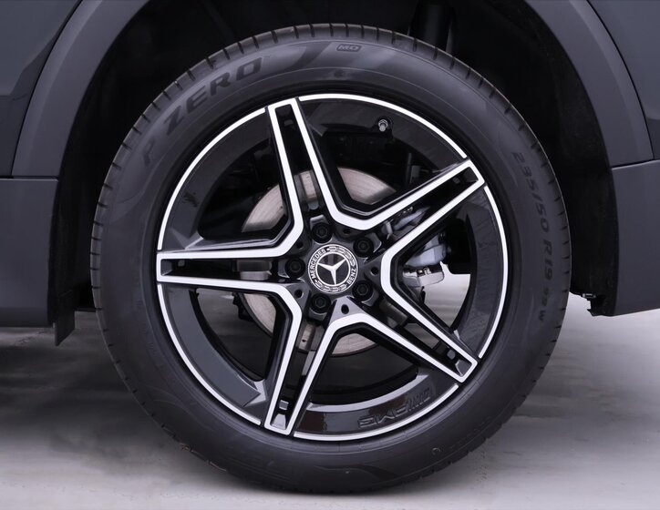 Mercedes-Benz GLB 35