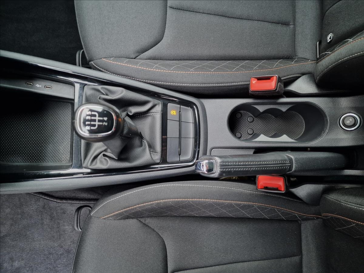 Škoda Scala Hatchback 999,0 70 kw