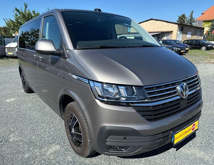 Volkswagen Caravelle 1